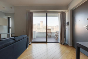 Bright apartment with balcony in Portello district